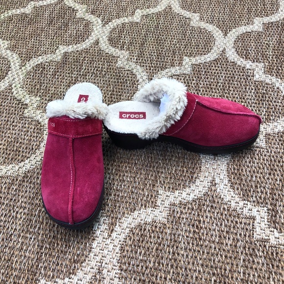 red fuzz lined crocs
